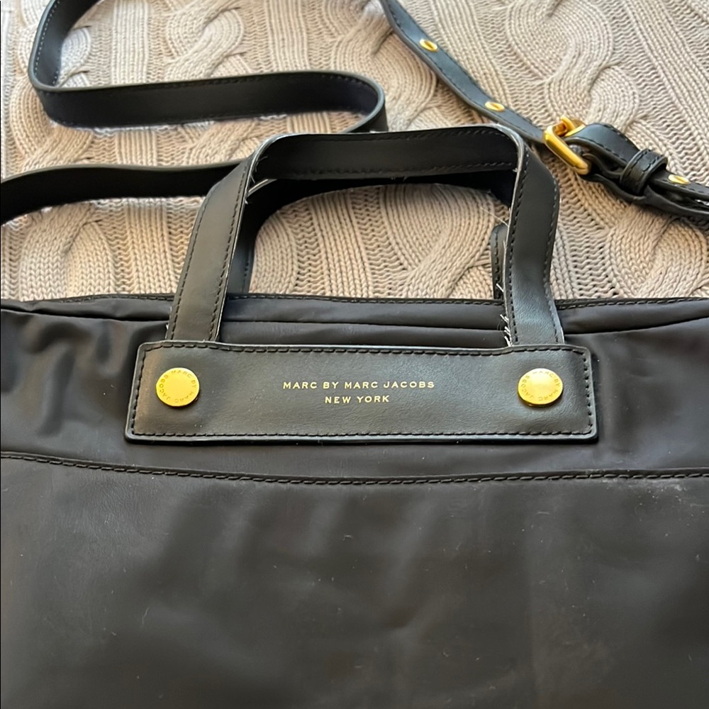 Marc Jacobs Black Laptop Bag with Adjustable Strap - Picture 2 of 10